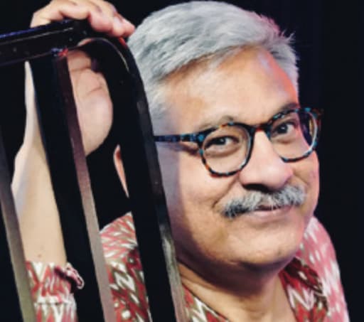 Sushil Rattan, Director